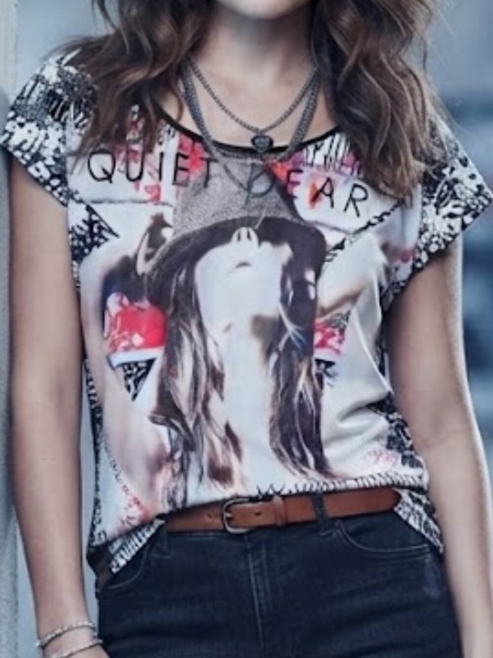 Toffs Graphic Print Short Sleeve Top "Quiet Dear" Brown White Retro Tee